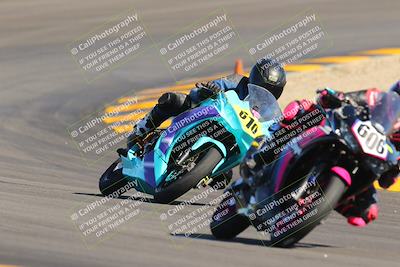 media/Oct-29-2022-CVMA (Sat) [[14c0aa3b66]]/Race 4 500 Supersport-350 Supersport/